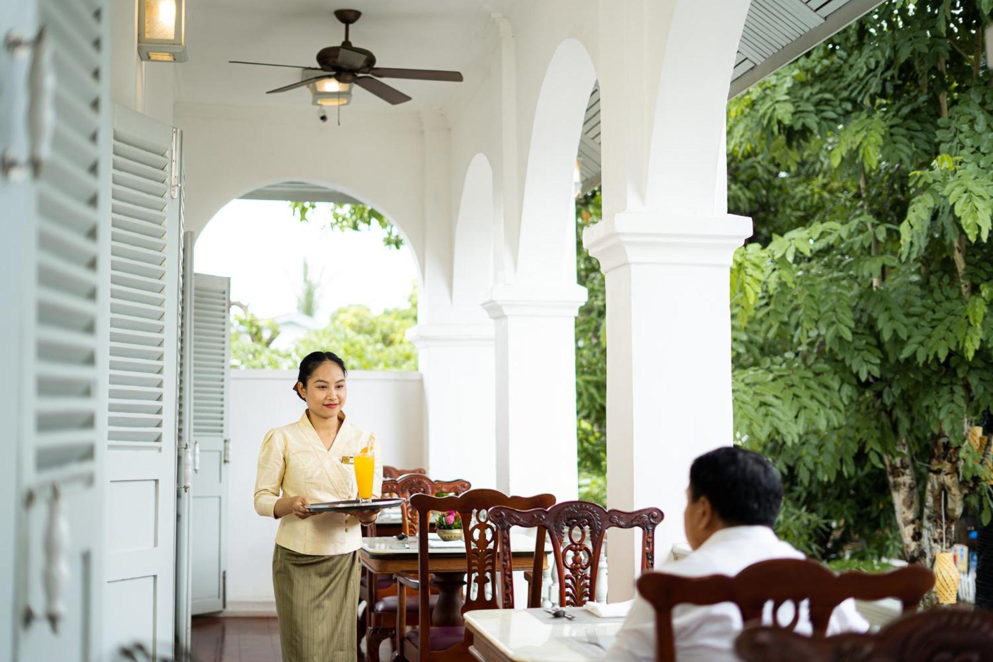 Villa Santi Hotel Luang Prabang Exterior foto