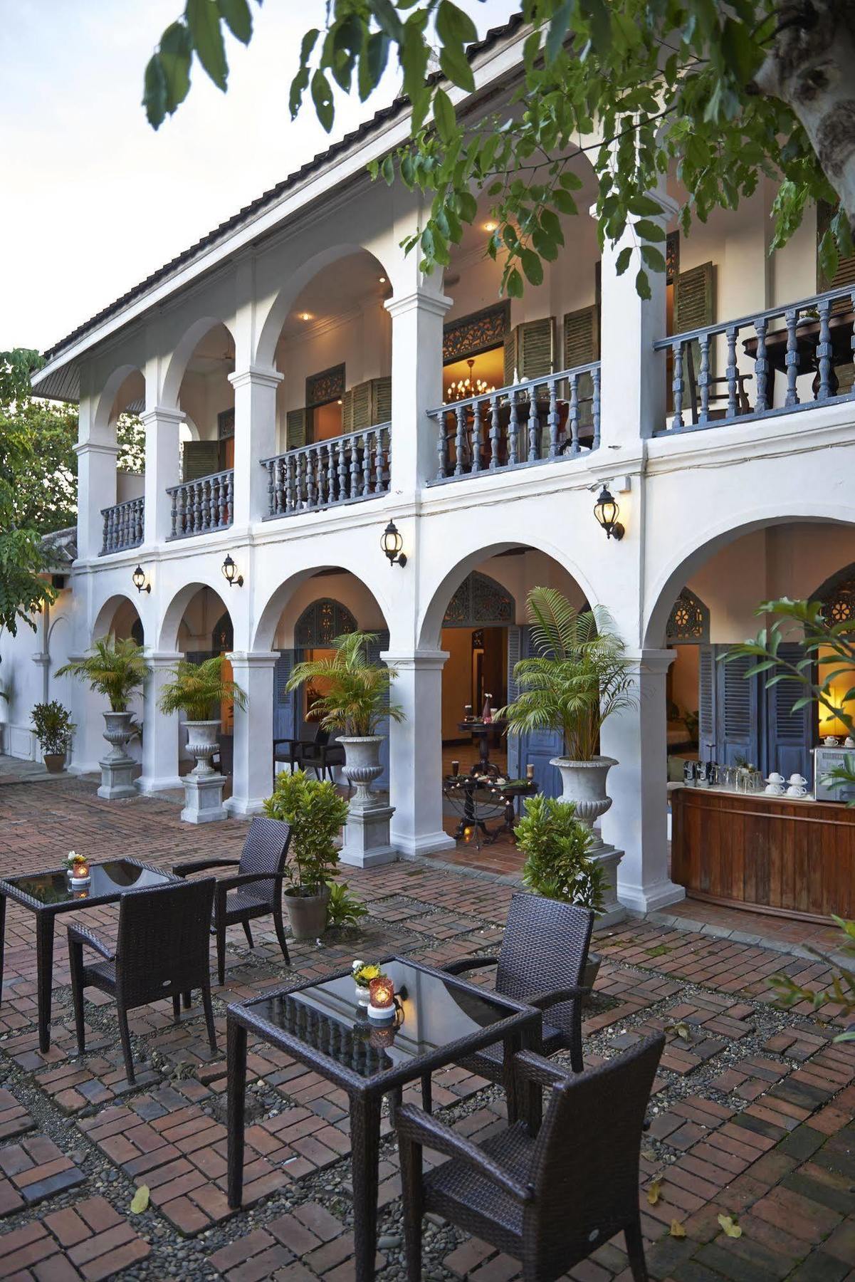 Villa Santi Hotel Luang Prabang Exterior foto